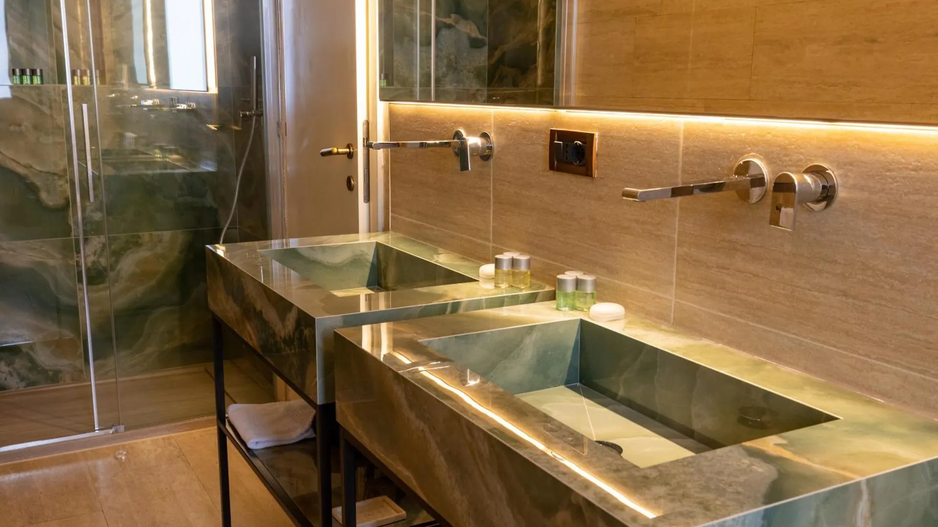 Apartamento Tra Via Brera E Via Spiga, Suite Deluxe Milán
