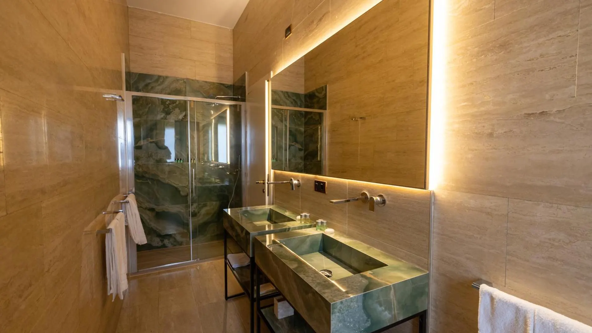 Tra Via Brera E Via Spiga, Suite Deluxe 米兰 意大利