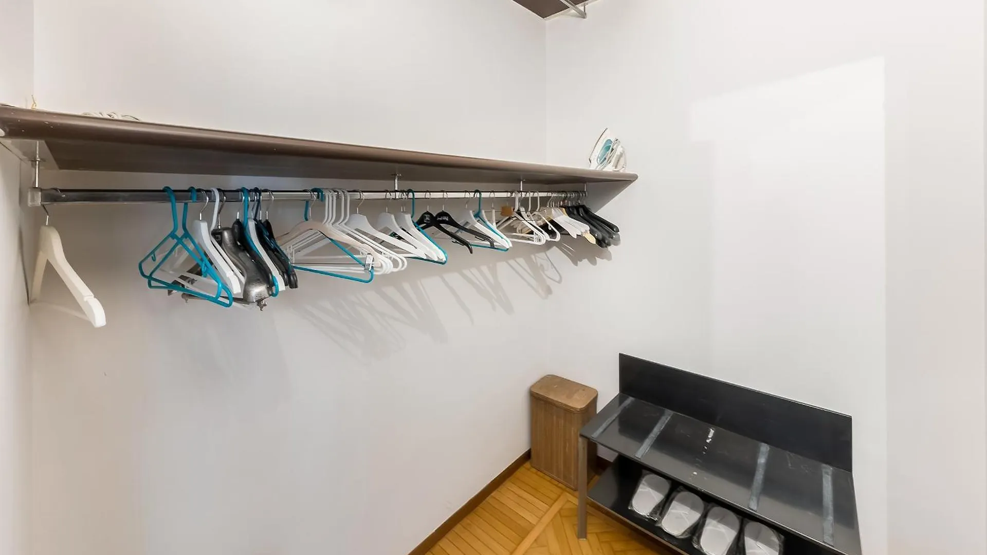 Apartment Tra Via Brera E Via Spiga, Suite Deluxe Milan Italy